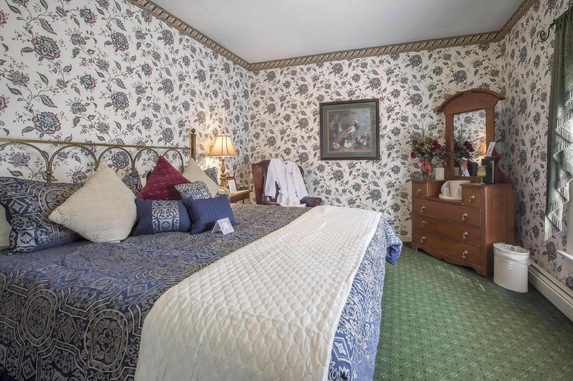 Stroudsmoor Country Inn Stroudsburg